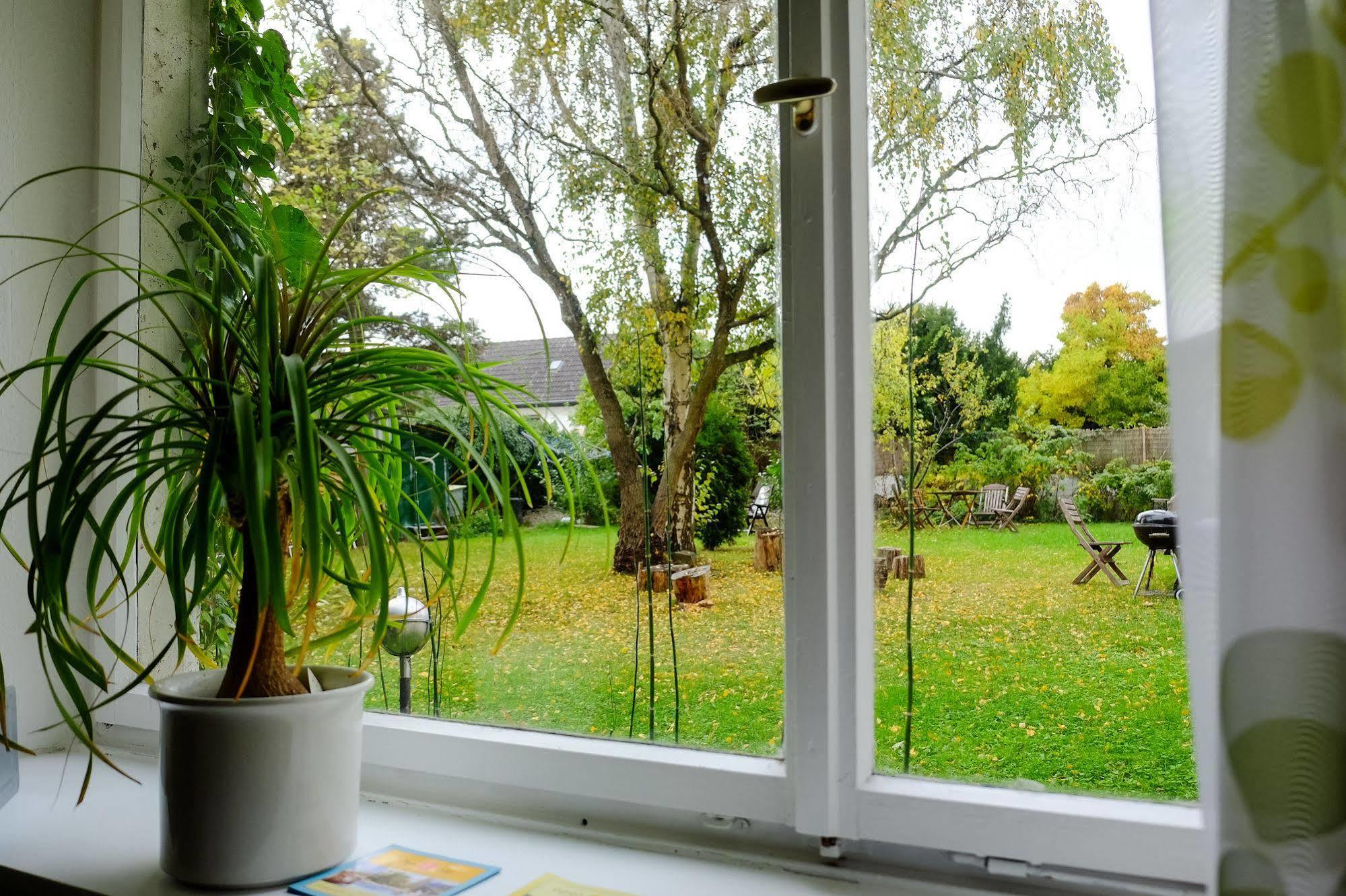 Rhein River Guesthouse - Direkt Am Rhein Леверкузен Экстерьер фото